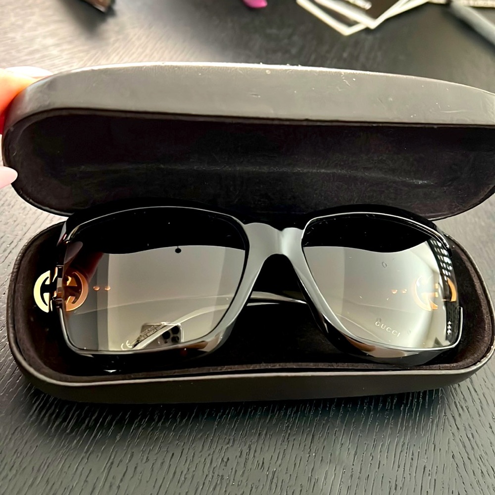 Gucci AUTHENTIC sunglasses
